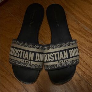 Dior sandals size 8
